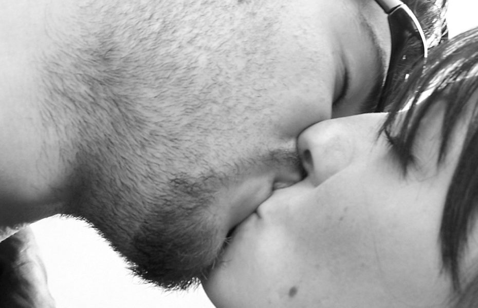 A Red Flag is Not Wanting to Kiss on a First Date